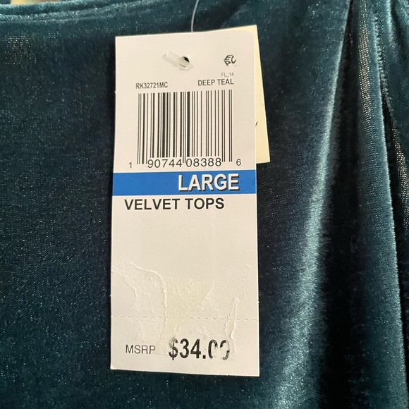 Cold shoulder blueish/green velvet top - Picture 2 of 2